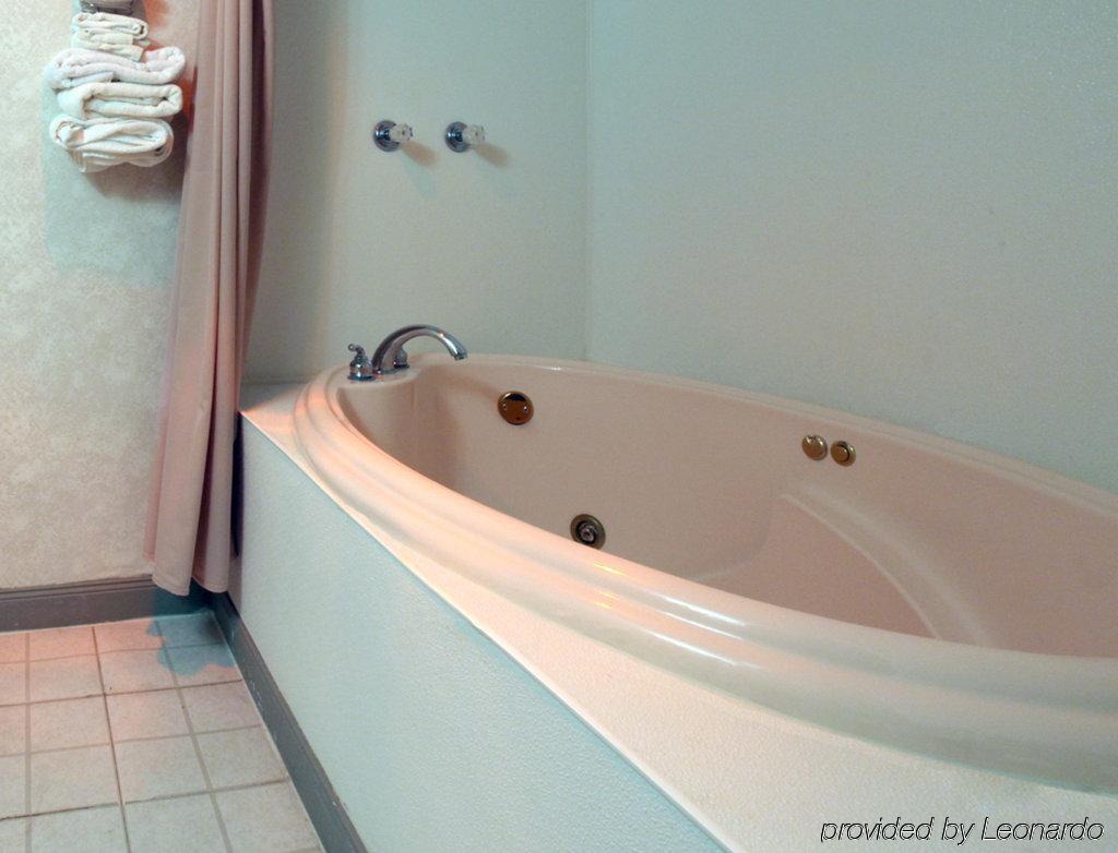 Americas Best Value Inn Macomb Cameră foto